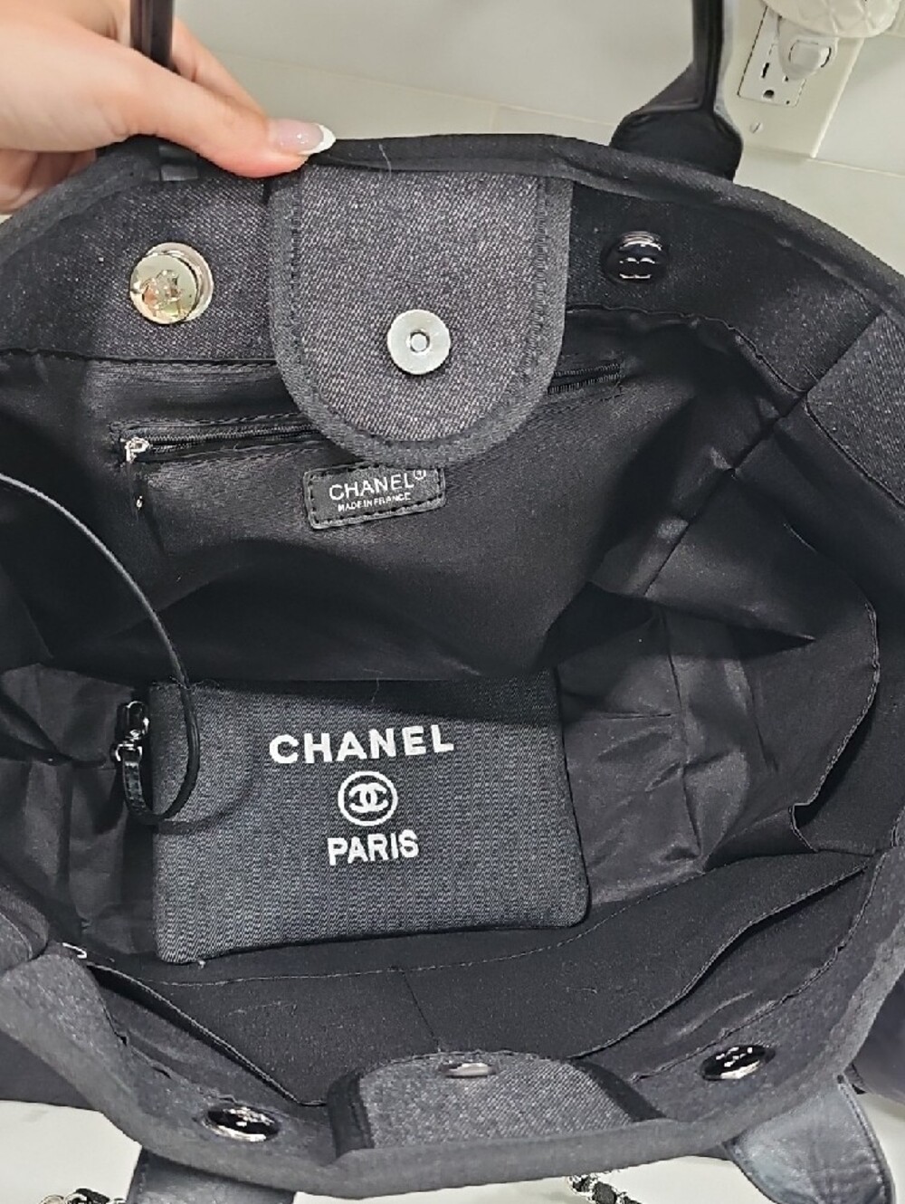 Cc Fashion Tote - Picture 8 of 10